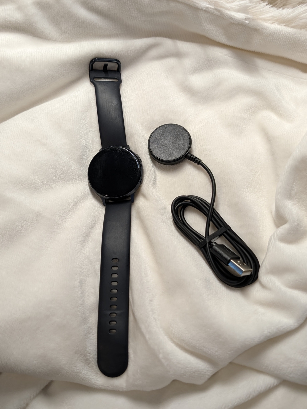Samsung Galaxy Watch Active 2 Black Smartwatch with Magnetic Charging Dock